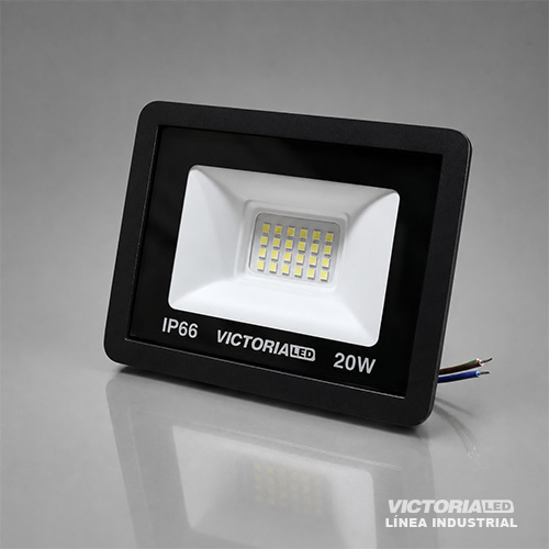 VICTORIA LED REFLECTOR 6500K 100-240V IP66 40U/C