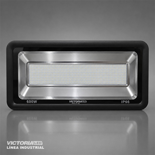 REFLECTOR INDUSTRIAL AC85-265V FP09 IP66 6500K BLACK FULL POWER