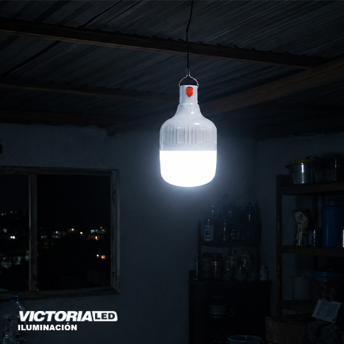 FOCO LED RECARGABLE 50W 6500K 50U/C