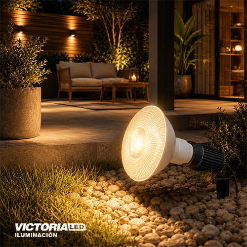 FOCO LED PAR38 12W IP65 110V 3000K 12U/C