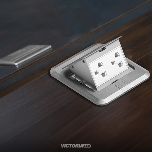 TOMACORRIENTE UNIVERSAL DE PISO ACERO INOXIDABLE 250V 15A SILVER 1U/C