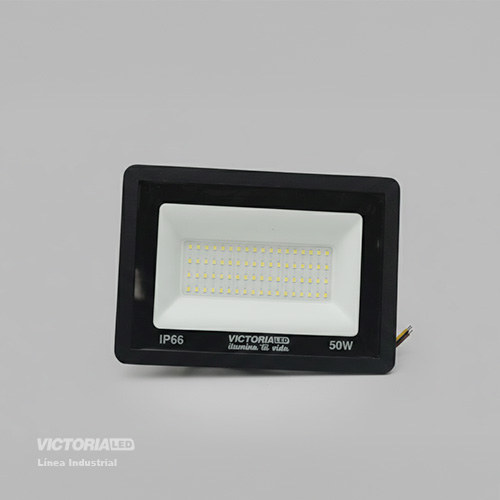 VICTORIA LED REFLECTOR 6500K 100-240V IP66 30U/C