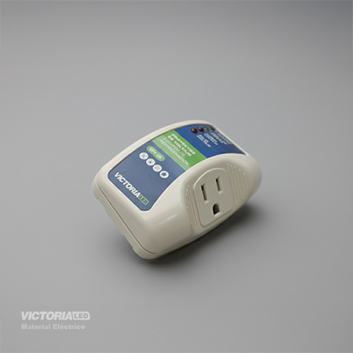 PROTECTOR DE VOLTAJE 1 TOMA 15A 90V-140V 25U/C